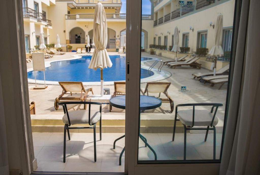hotel photo