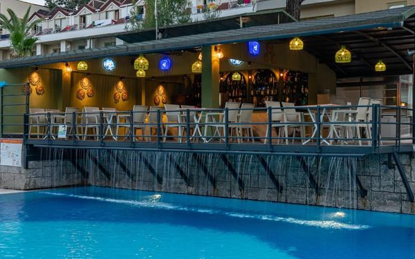 TU CASA GELIDONYA HOTEL