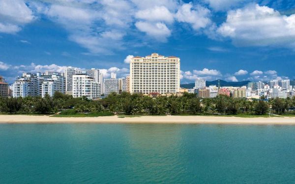 SHENGYI HOLIDAY VILLA HOTEL & SUITES SANYA (EX. SANYA SHENGYI SEAVIEW HOTEL) 5*