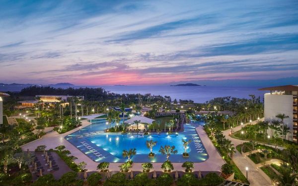 HYATT REGENCY SANYA TIANLIBAY 5*