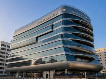 SUNDAY HOTEL AL BARSHA DUBAI MALL OF THE EMIRATES  (EX. GRAND EXCELSIOR AL BARSHA DUBAI) 4*