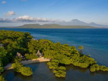 PLATARAN MENJANGAN RESORT AND SPA 5*