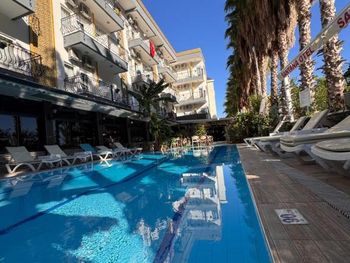 SANTANA HOTEL 3*