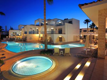 PETROSANA HOTEL APARTMENTS 4*