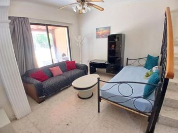 SANDY BEACH HOTEL