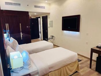 PULSE AL JADDAF HOTEL 4*