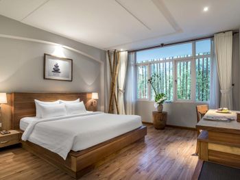 SILVERLAND YEN HOTEL