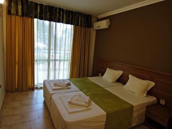 AVALON FREYA APARTMENTS