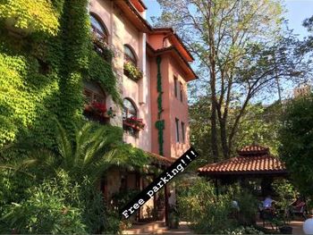 OLEANDER HOUSE AND TENNIS CLUB (EX. OLEANDЕR HOUSE)