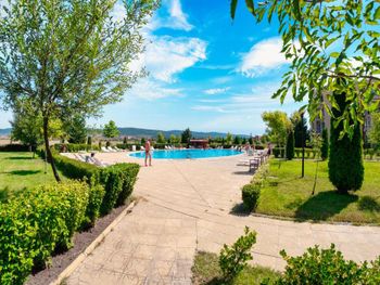 ORCHID FORT GARDEN 3*