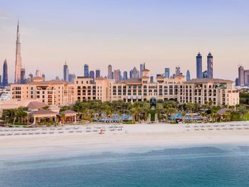 FOUR SEASONS RESORT DUBAI AT JUMEIRAH BEACH