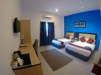 ROYAL AGATE BEACH RESORT 3*
