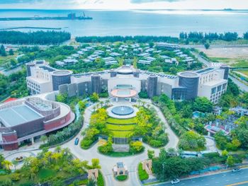 THOUSAND CRANES SANYA YAZHOU BAY INT'L EXCHANGE CENTRE 4*