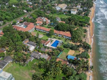 HIBISCUS BEACH HOTEL & VILLAS 4*