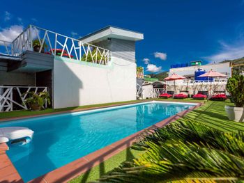 PJ PATONG RESOTEL 3 *