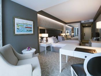 QAFQAZ BAKU CITY HOTEL & RESIDENCES 4*