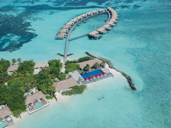 NOKU MALDIVES RESORT & SPA 4*