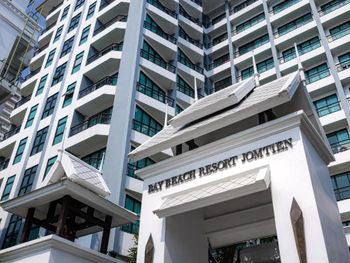 BAY BEACH RESORT JOMTIEN 5*