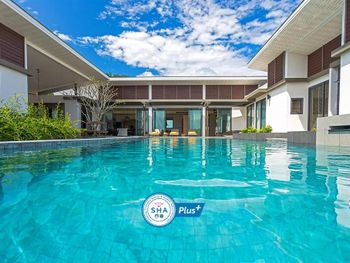 CASABAY LUXURY POOL VILLAS 3*