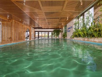 WHITE SAND BOUTIQUE HOTEL 4*