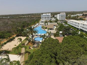 CHRISTOFINIA HOTEL 4*