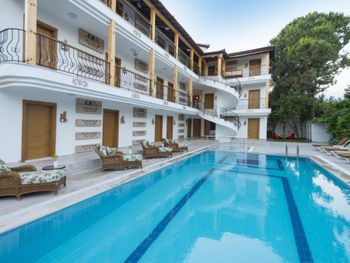 AMORE HOTEL TEKİROVA (EX. AMORE BOUTIQUE HOTEL) 3*