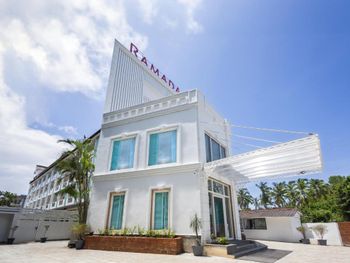 RAMADA BY WYNDHAM GOA ARPORA (EX. NAGOA GRANDE RESORT & SPA) 4*
