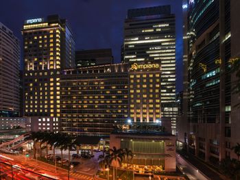 IMPIANA KLCC 4*