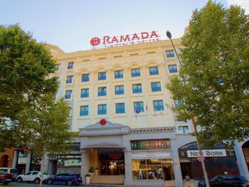 RAMADA HOTEL & SUITES BY WYNDHAM ISTANBUL MERTER 5*