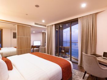 MAAGIRI HOTEL