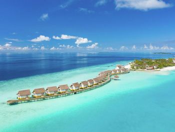 SAII LAGOON MALDIVES, CURIO COLLECTION BY HILTON 5*