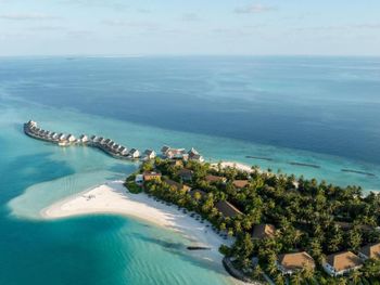 SAII LAGOON MALDIVES, CURIO COLLECTION BY HILTON 5*