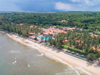 GOLDEN COAST RESORT 4*