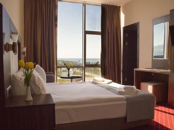 LEGEND BUSINESS HOTEL 4*