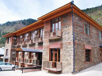 OLD BORJOMI 4*