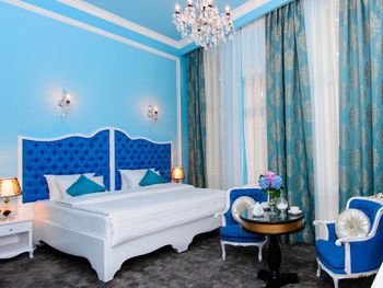 RIVER SIDE HOTEL TBILISI 4*