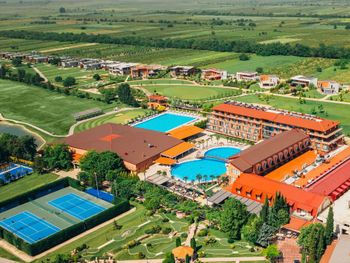 AMBASSADORI KACHRETI GOLF RESORT 4*