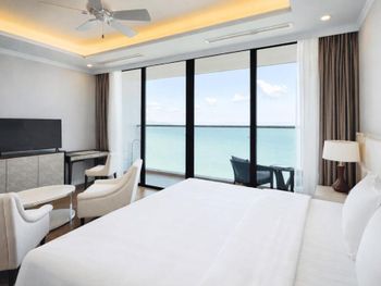 VINPEARL BEACHFRONT NHA TRANG (EX. VINPEARL CONDOTEL BEACHFRONT NHA TRANG) 5*