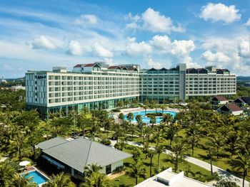 RADISSON BLU RESORT PHU QUOC 5*