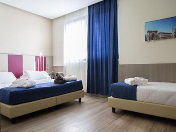 IH HOTELS MILANO ST. JOHN 4*