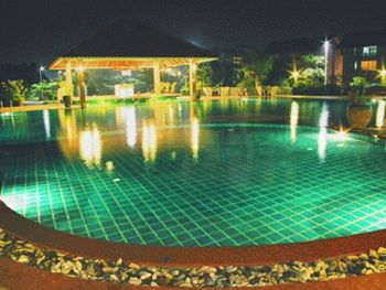 THE LEELA RESORT & SPA