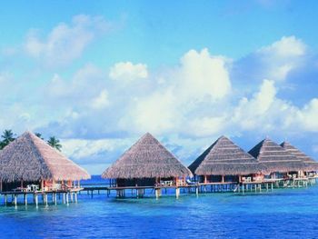 ADAARAN CLUB RANNALHI 4*