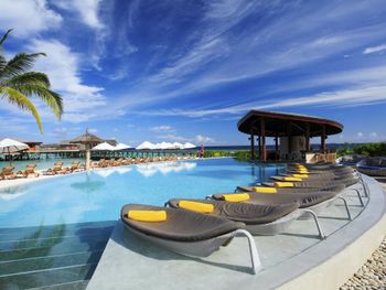 CENTARA RAS FUSHI RESORT & SPA 4*