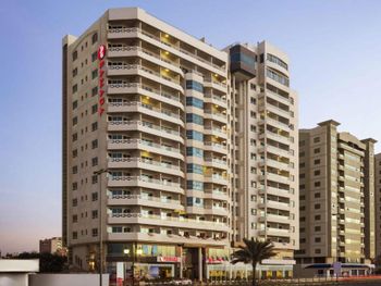 RAMADA BY WYNDHAM BEACH HOTEL AJMAN (EX.LANDMARK SUITES AJMAN) 4*