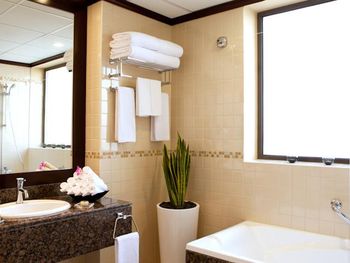DELTA HOTELS BY MARRIOTT (EX. RAMADA PLAZA JUMEIRAH BEACH) 4*