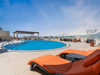 STARMETRO DEIRA HOTEL APARTMENTS 4 *