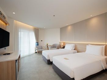 JOMTIEN THANI HOTEL 4*