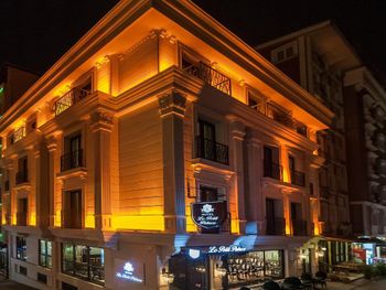 LE PETIT PALACE HOTEL 4*