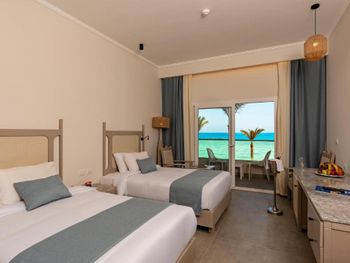 SUNNY DAYS RESORTS SPA & AQUA PARK 4*