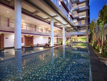 FAVEHOTEL SUNSET SEMINYAK 3*